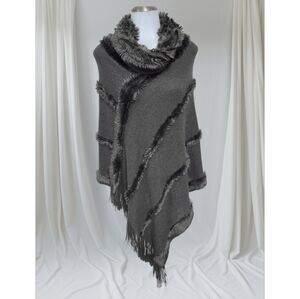 Pinkilicious Elegant Gray Women's Sweater Poncho